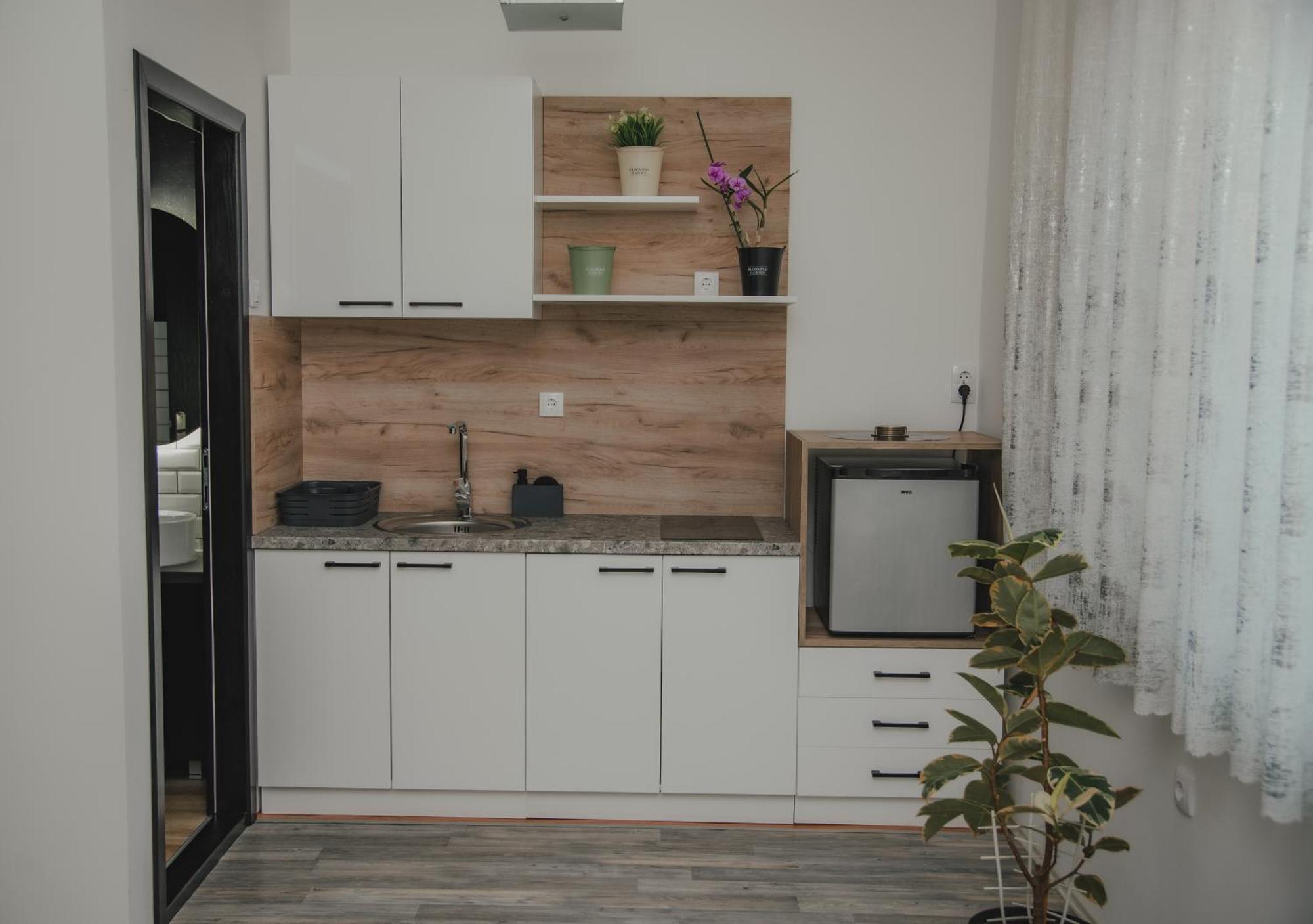 Jes Apartments Лесковац Экстерьер фото