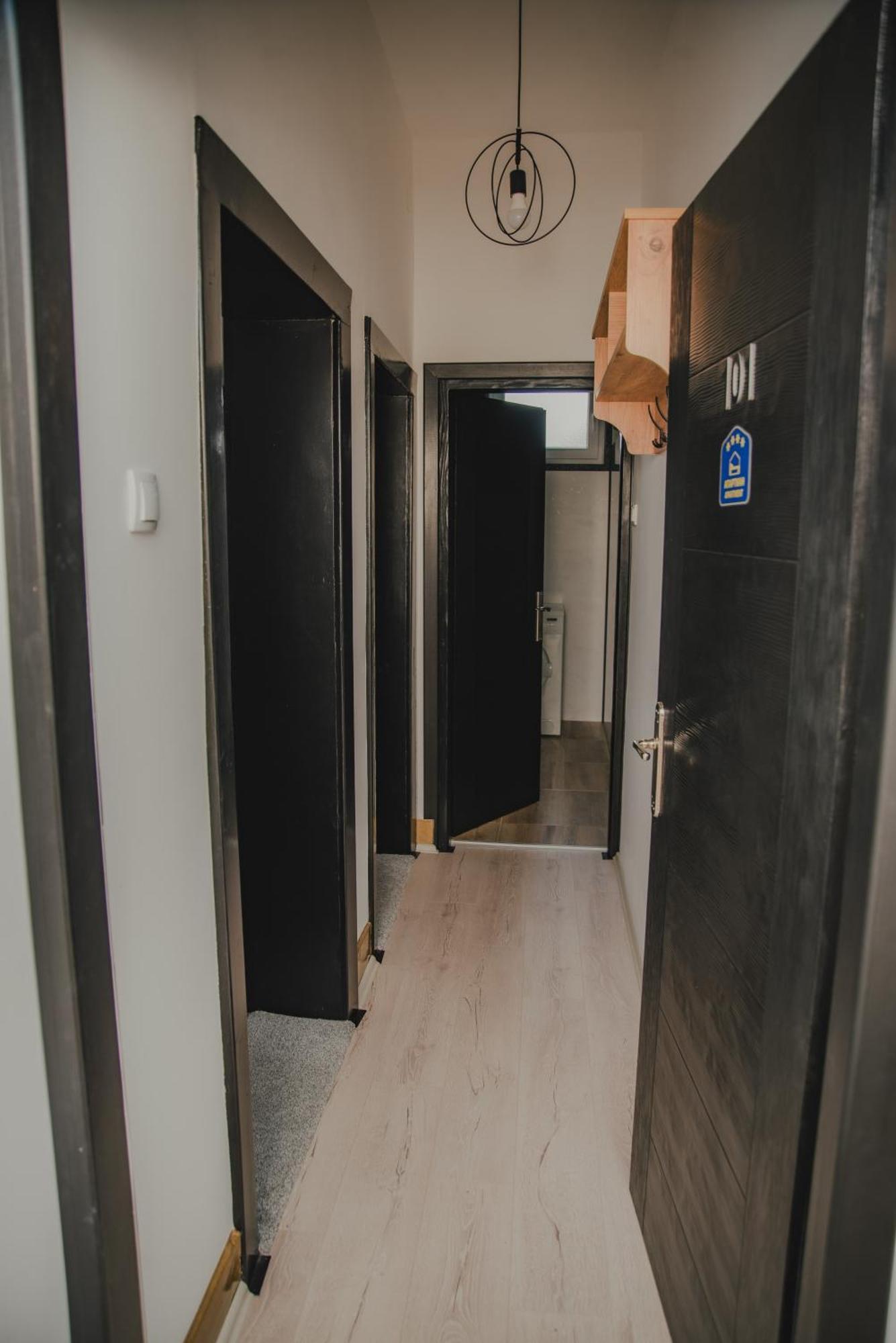 Jes Apartments Лесковац Экстерьер фото