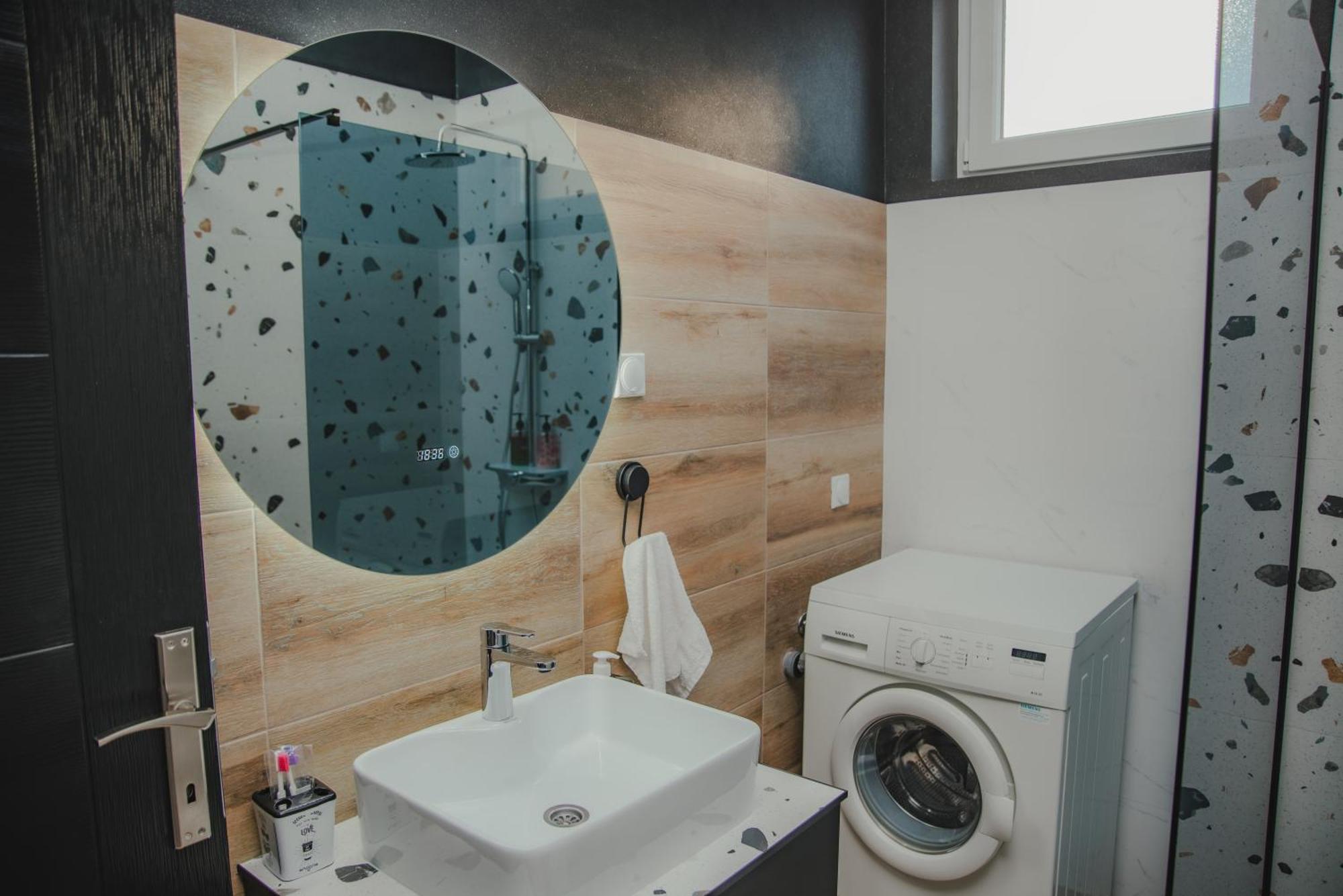 Jes Apartments Лесковац Экстерьер фото