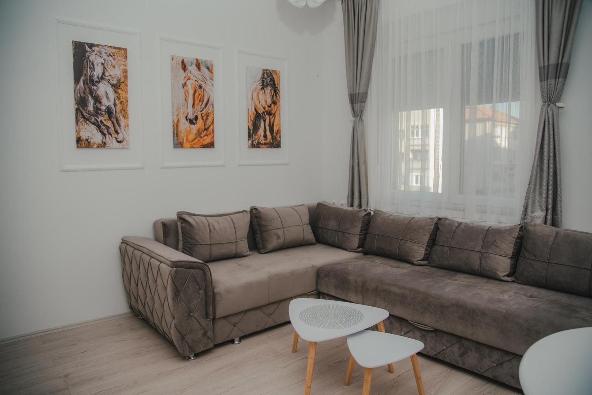 Jes Apartments Лесковац Экстерьер фото